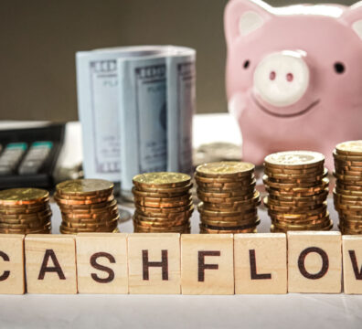 cashflow wording with coins and money